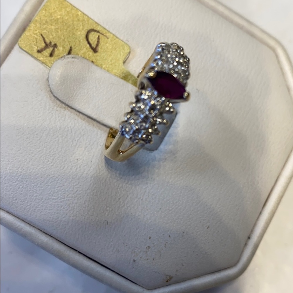 14K yellow gold diamonds ruby ring - Picture 4 of 8